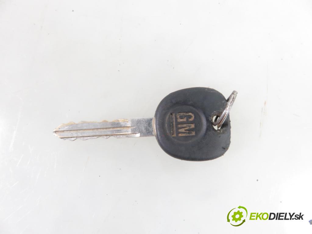 HUMMER HUMMER H2 SUV 2006 249,00 6.0 AWD - LQ4 5967,00 spinačka 26070075 (Spínacie skrinky a kľúče)
