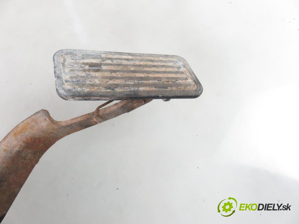 HUMMER HUMMER H2 SUV 2006 249,00 6.0 AWD - LQ4 5967,00 Potenciometer plynového pedálu  (Pedále)