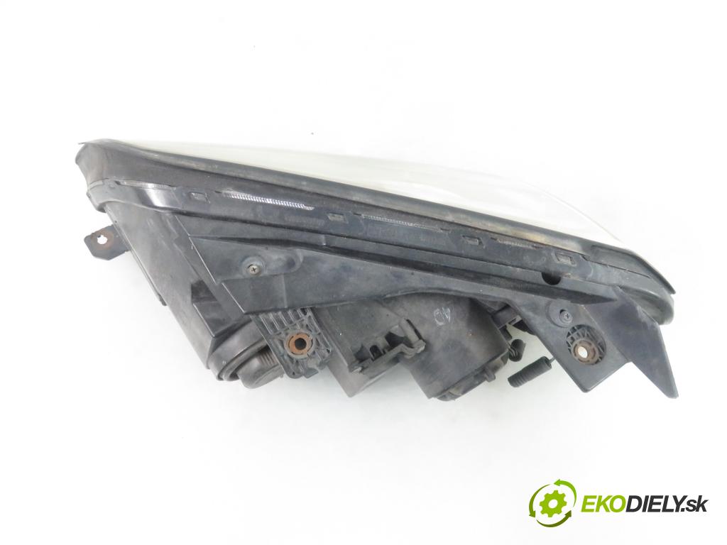CHEVROLET CAPTIVA (C100, C140) SUV 2007 110,00 2.0 D 4WD 1991,00 Svetlo PP