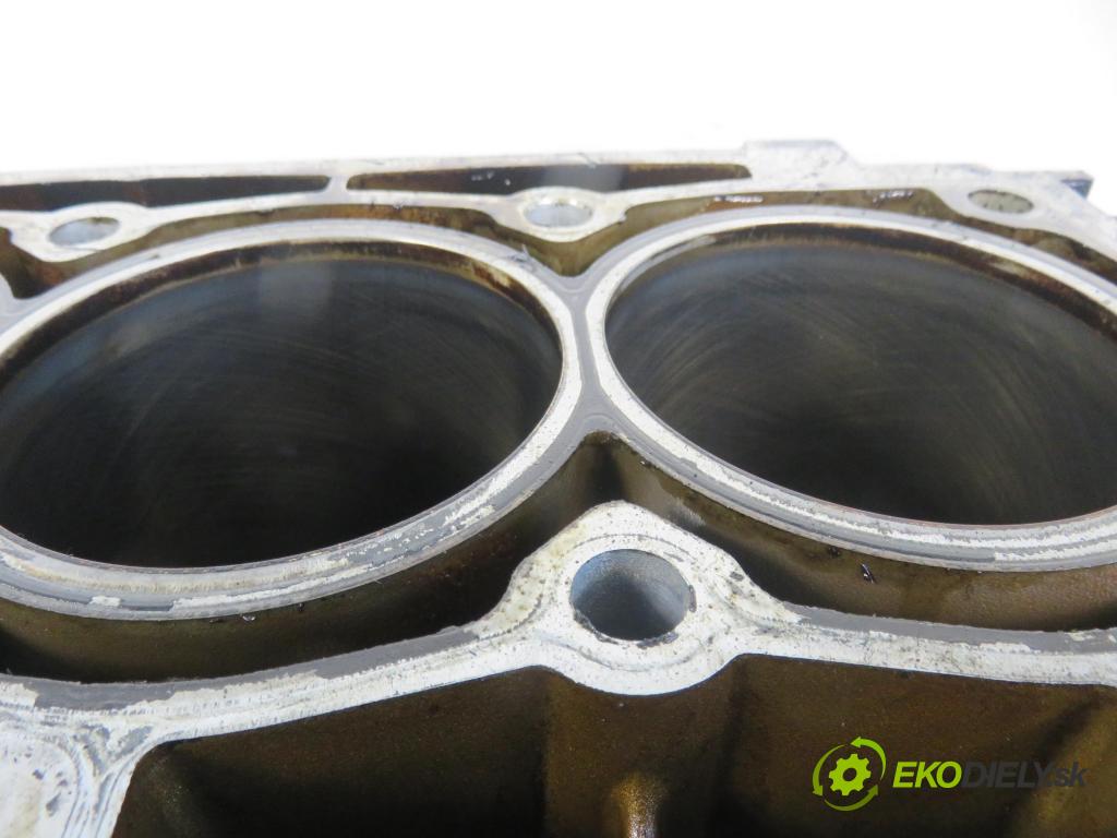 PEUGEOT 407 SW (6E_) KOMBI 2004 116,00 2.2 - 3FZ (EW12J4) 2230,00 blok Motor 3FZ (Blok motora)