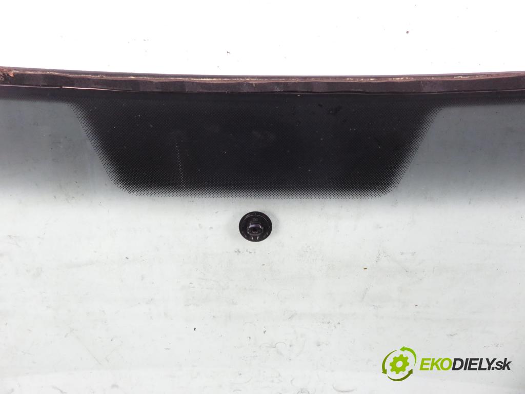 VW PASSAT B6 (3C2) SEDAN 2005 77,00 1.9 TDI PD 105 - BKC 1896,00 okno PŘEDNÍ