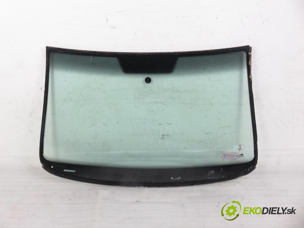 VW PASSAT B6 (3C2) SEDAN 2005 77,00 1.9 TDI PD 105 - BKC 1896,00 okno PŘEDNÍ