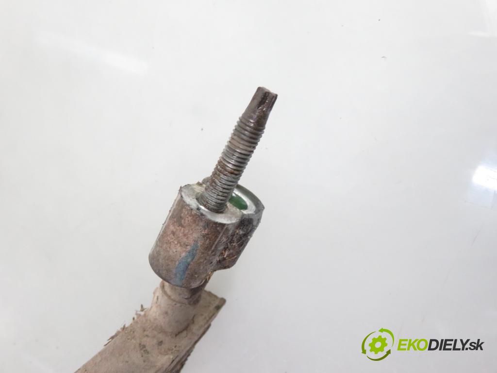 HUMMER HUMMER H2 SUV 2006 249,00 6.0 AWD - LQ4 5967,00 chladič klimatizácie 15790358 (Chladiče klimatizácie)