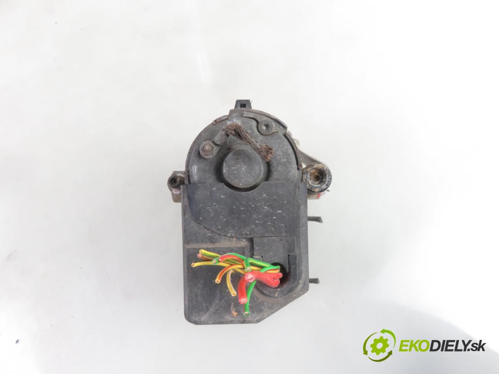 MERCEDES-BENZ Sedan (W124) SEDAN 1989 87,00 200 E (124.021) - M 102.963 1996,00 Pumpa ABS 0265200043 (Pumpy ABS)