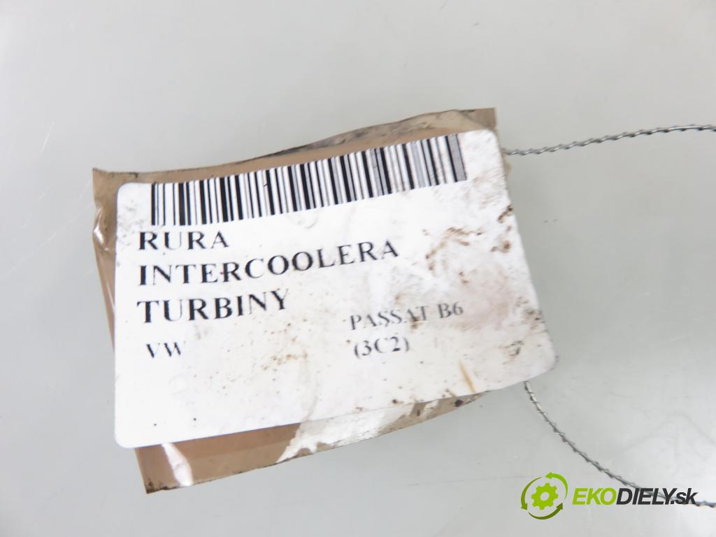 VW PASSAT B6 (3C2) SEDAN 2005 77,00 1.9 TDI PD 105 - BKC 1896,00 Rúra intercoolera turba 1K0145833C