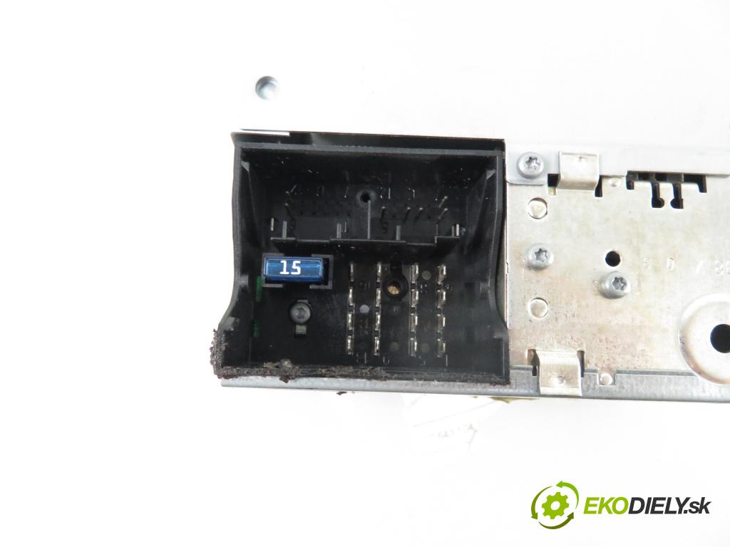 OPEL MERIVA A nadwozie wielkoprzestrzenne (MPV) (X03) MINIVAN 2005 66,00 1.4 16V Twinport - Z 14 XEP 1364,00 RADIO CD 13167830