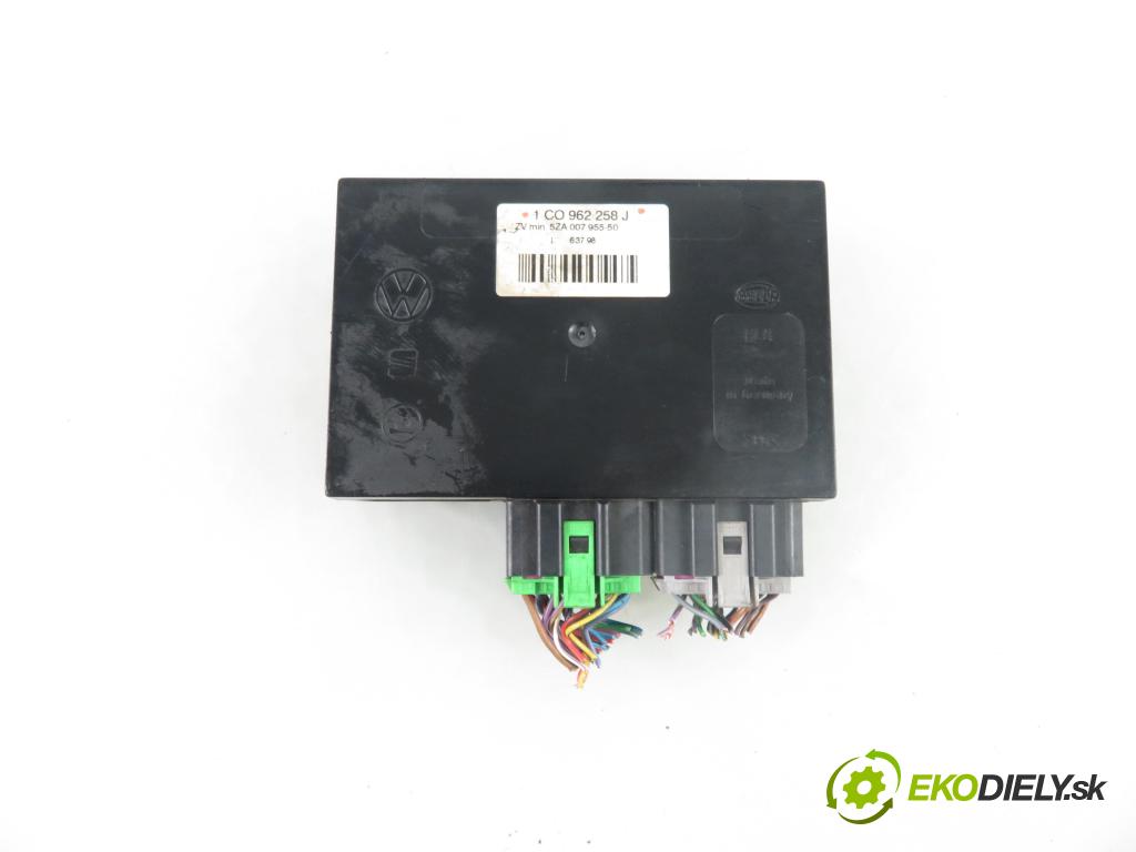 VW GOLF IV (1J1) HB 1998 50,00 1.9 SDI - AGP 1896,00 MODUL komfortu 1C0962258J