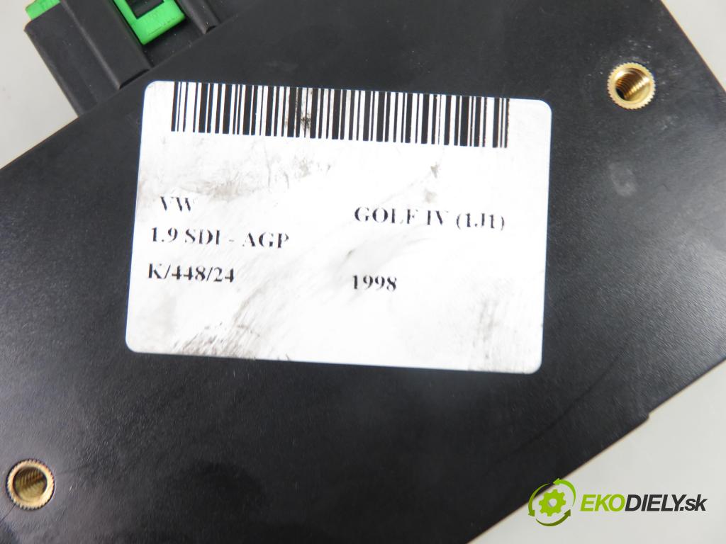 VW GOLF IV (1J1) HB 1998 50,00 1.9 SDI - AGP 1896,00 MODUL komfortu 1C0962258J