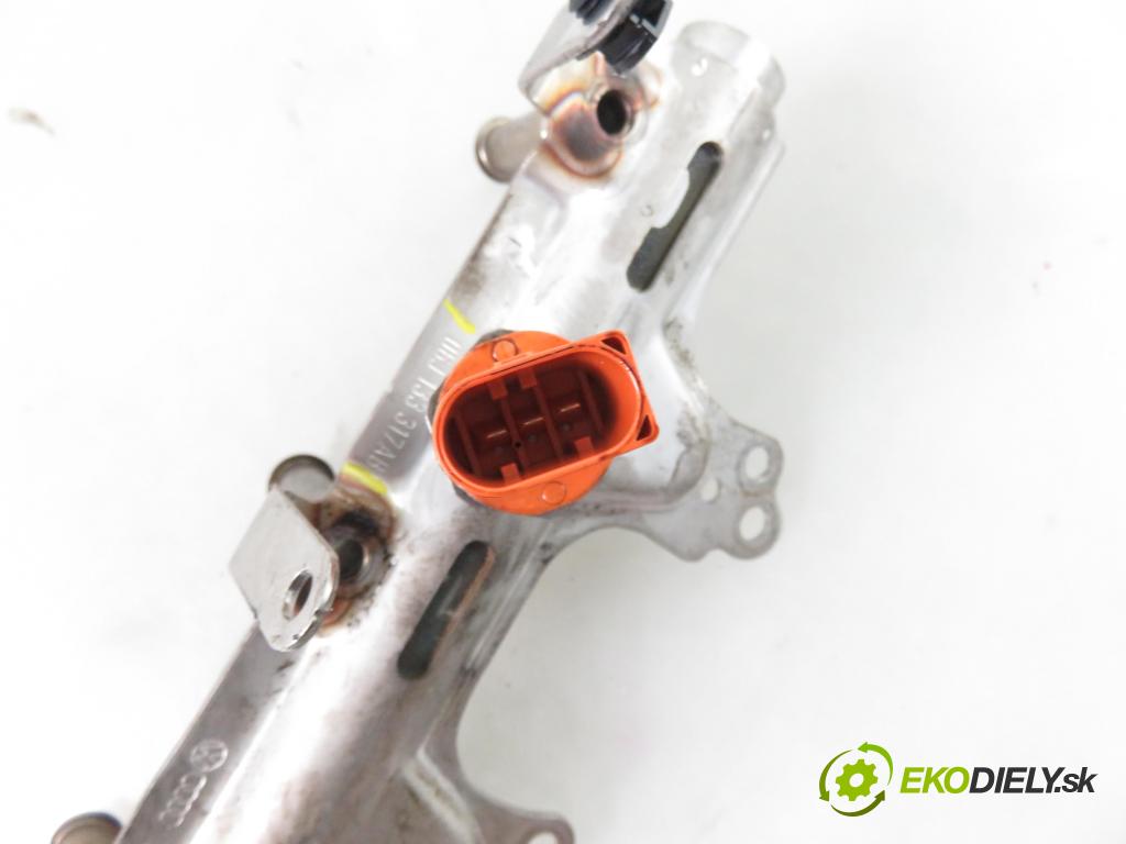 AUDI A4 Avant (8K5, B8) KOMBI 2011 118,00 1.8 TFSI - CDHB 1798,00 Lišta vstrekovacia 06J133317AB ; 06J906051D (Vstrekovacie lišty)