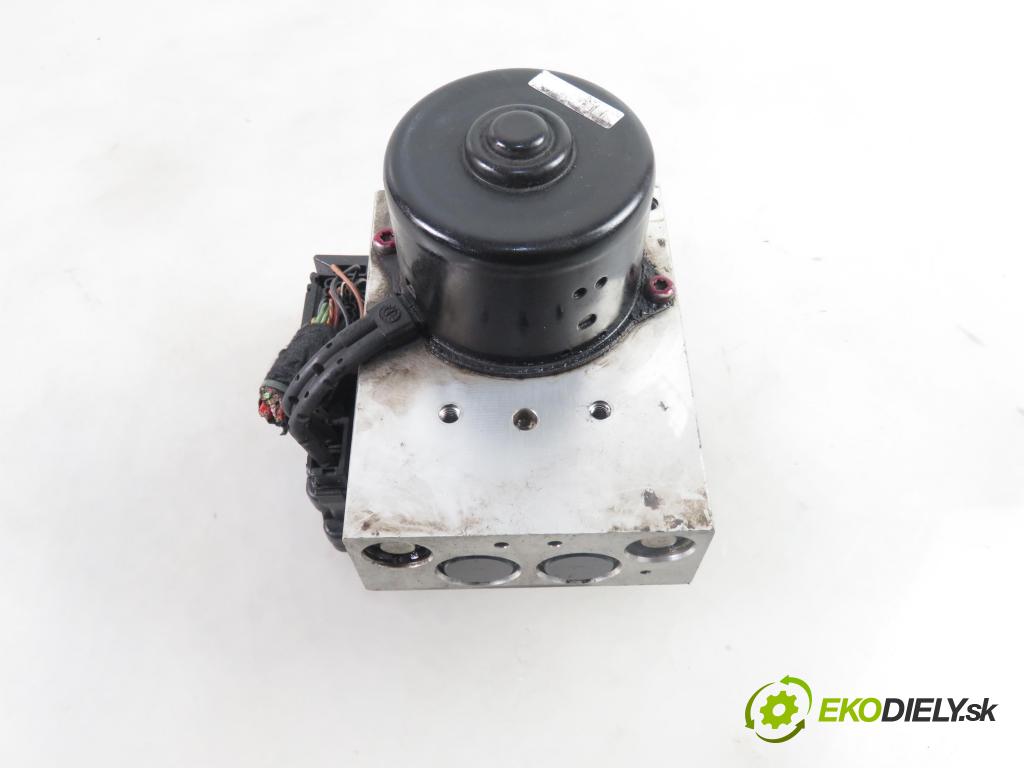VW BORA (1J2) SEDAN 2000 85,00 1.9 TDI PD 115 - AJM 1896,00 Pumpa ABS 1J0907379R ; 1J0614417A ; 10020402134 (Pumpy ABS)