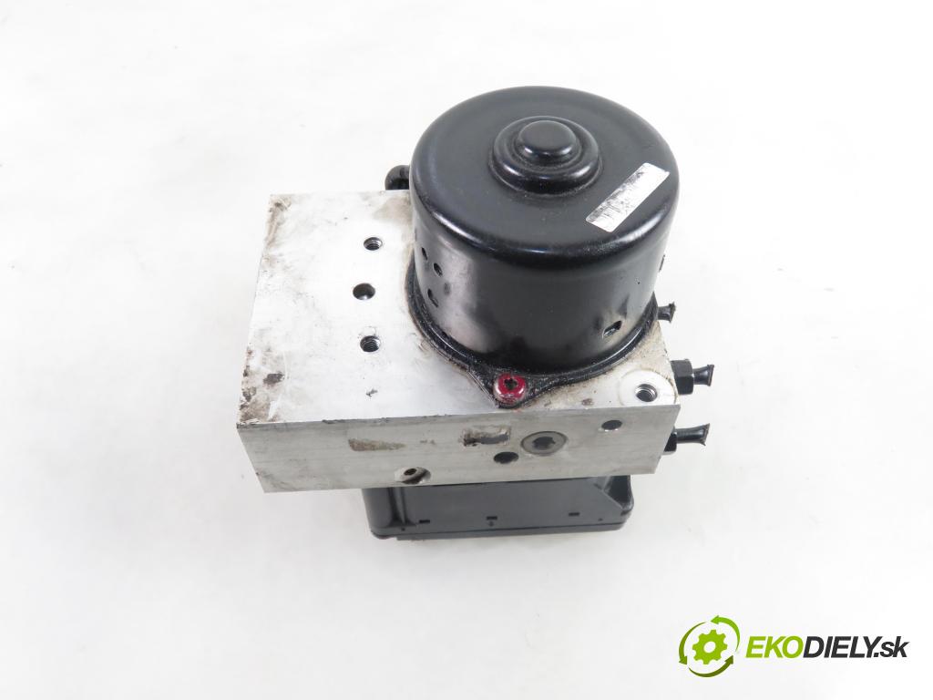 VW BORA (1J2) SEDAN 2000 85,00 1.9 TDI PD 115 - AJM 1896,00 Pumpa ABS 1J0907379R ; 1J0614417A ; 10020402134 (Pumpy ABS)
