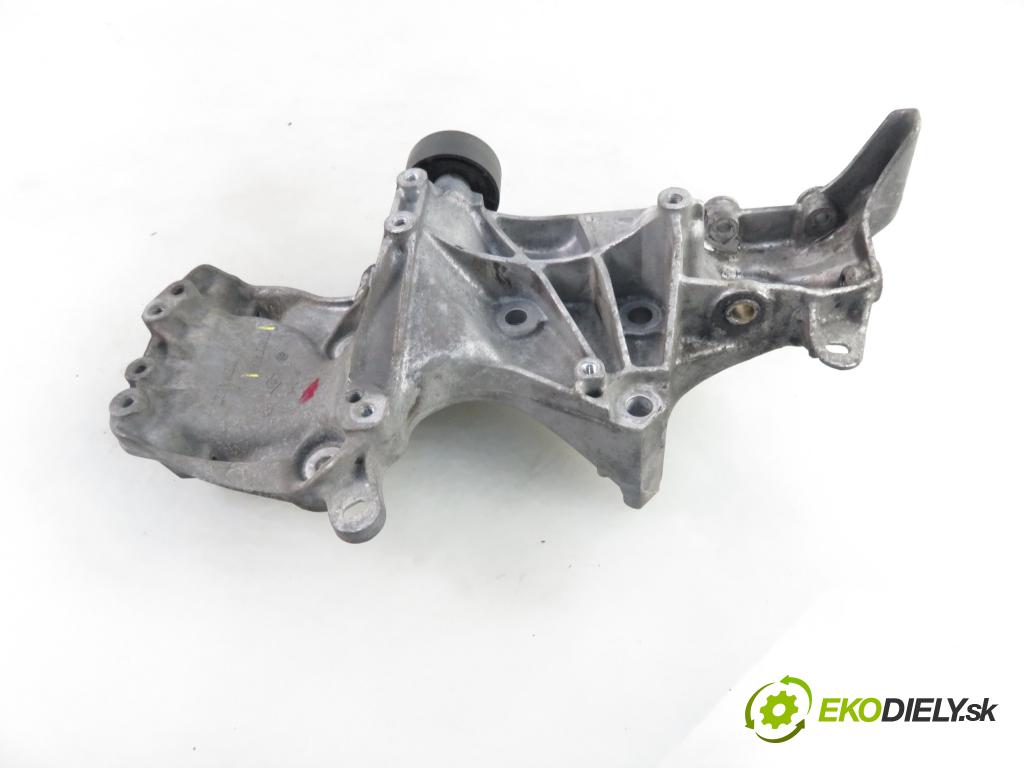 RENAULT SCENIC I (JA0/1_) MINIVAN 2000 79,00 1.6 - K4M 700 1598,00 Uchytenie alternátora 7700274249