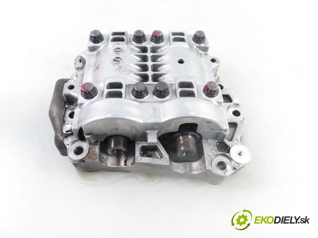 TOYOTA RAV 4 III (_A3_) SUV 2007 130,00 2.2 D 4WD 177 - 2AD-FHV 2231,00 pumpa oleje  (Olejové pumpy)