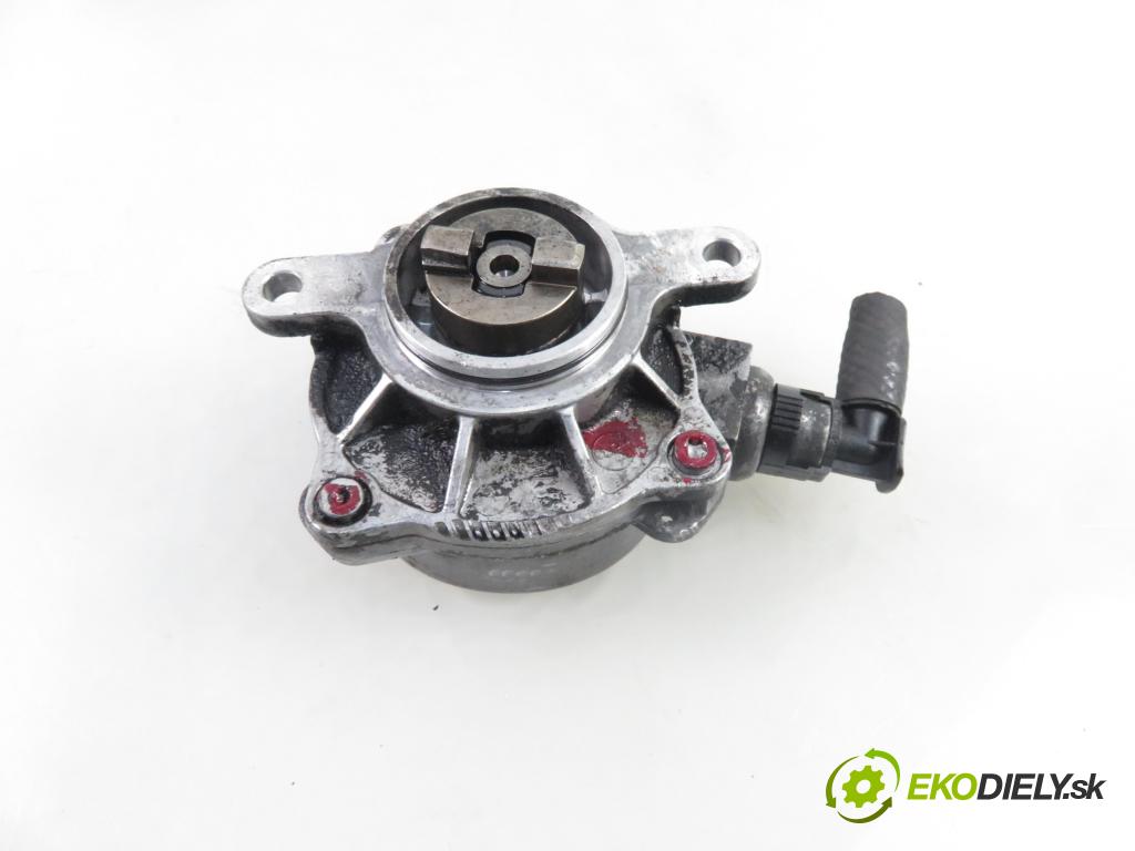 OPEL MOVANO Furgon (X70) FURGON 2002 84,00 2.5 DTI - G9U 720 2464,00 pumpa vakuová 8200640105