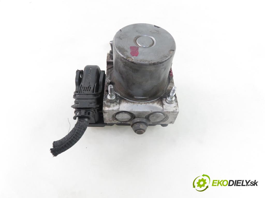 RENAULT MASTER III Skrzynia (FV) FURGON 2011 74,00 2.3 dCi 100 FWD - M9T 676 2298,00 Pumpa ABS 0265800737 ; 4766000053R ; 0265237015 (Pumpy ABS)