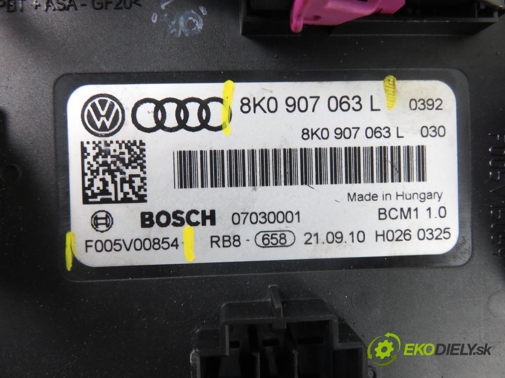 AUDI Q5 (8R) SUV 2011 125,00 2.0 TDI quattro - CGLB 1968,00 MODUL komfortu 8K0907063L ; F005V00854