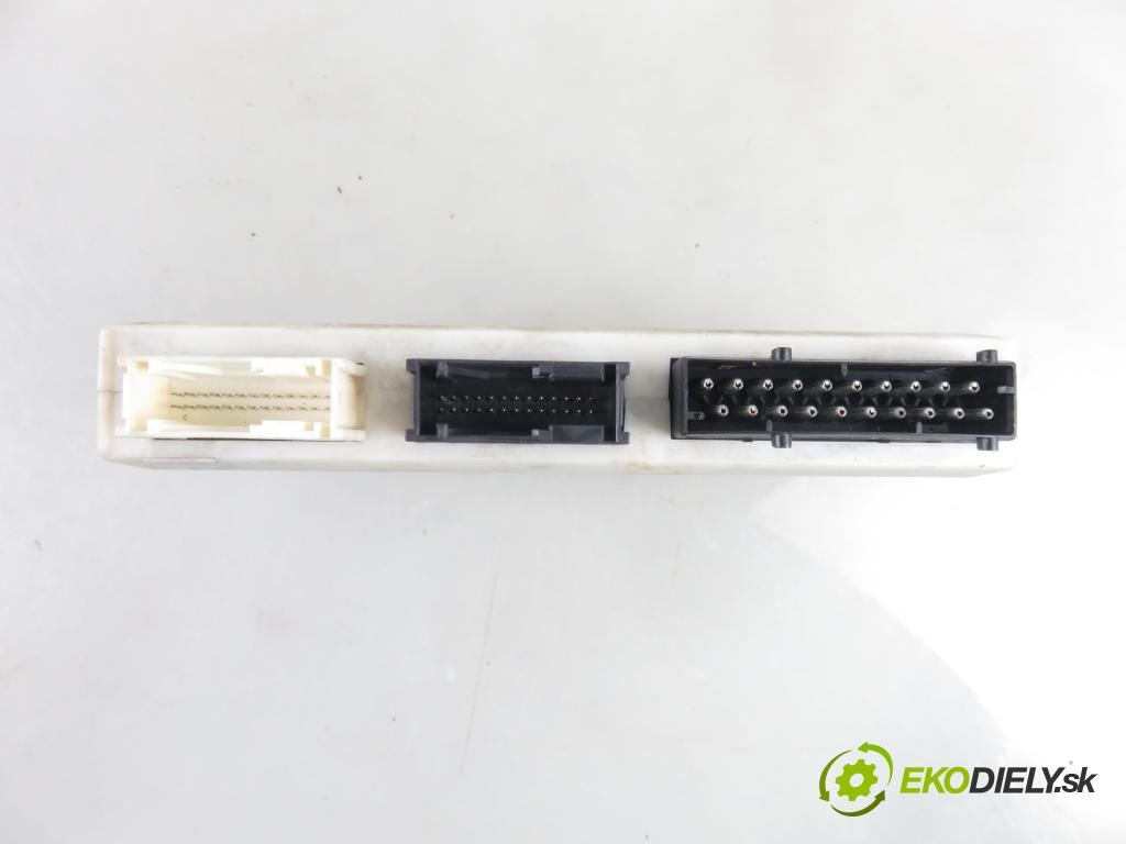 BMW 7 (E38) SEDAN 1996 105,00 725 tds 143 -  M51 D25 (256T1) 2497,00 MODUL komfortu 8376692