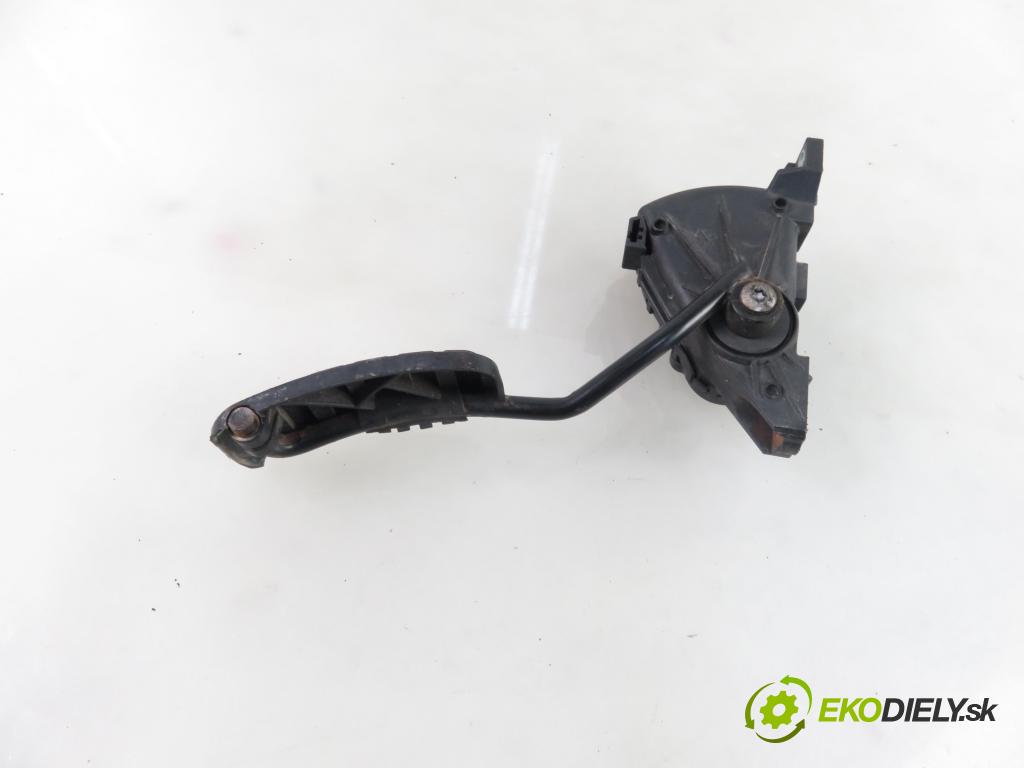 RENAULT MASTER II Skrzynia (FD) FURGON 2005 0,00 2.5 dCi 120 - G9U 754 2464,00 Potenciometer plynového pedálu 7700314525 ; 6PV00811904 (Pedále)