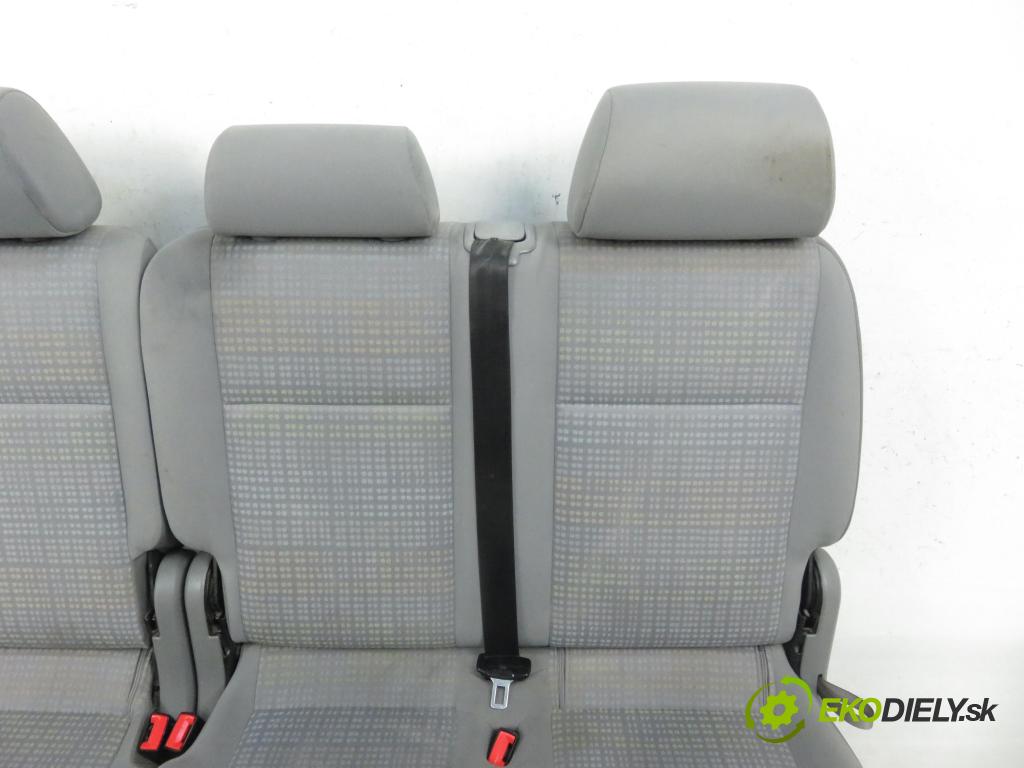 VW CADDY III Variant (2KB, 2KJ, 2CB, 2CJ) KOMBIVAN 2004 77,00 1.9 TDI - BJB 1896,00 Sedadlá, sedačky