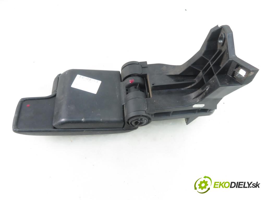 BMW 3 (E46) SEDAN 1999 100,00 320 d 136 - M47 D20 (204D1) 1951,00 Lakťová opierka 8213678