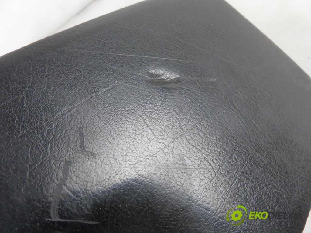 BMW 3 (E46) SEDAN 1999 100,00 320 d 136 - M47 D20 (204D1) 1951,00 Lakťová opierka 8213678