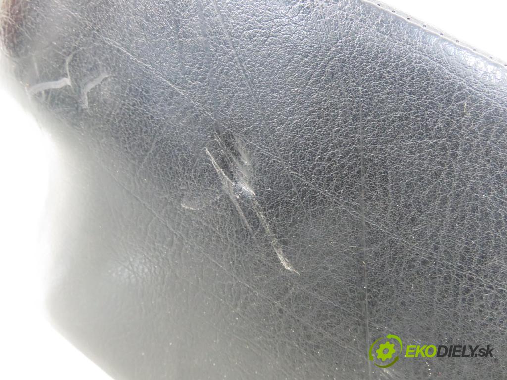 BMW 3 (E46) SEDAN 1999 100,00 320 d 136 - M47 D20 (204D1) 1951,00 Lakťová opierka 8213678