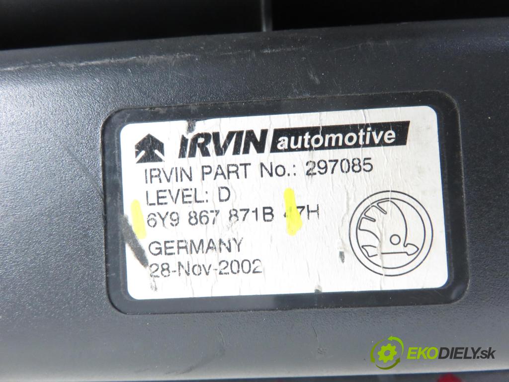 SKODA FABIA I Combi (6Y5) KOMBI 2002 44,00 1.4 - AZE 1397,00 Roleta kufor 6Y9867871B