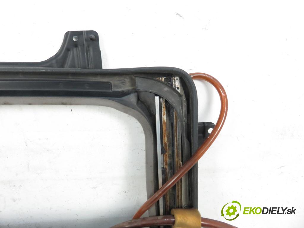 HONDA PRELUDE IV (BB_) COUPE 1993 98,00 2.0 i 16V (BB3) - F20A4 1997,00 střešní okno  (Okna karoserie)