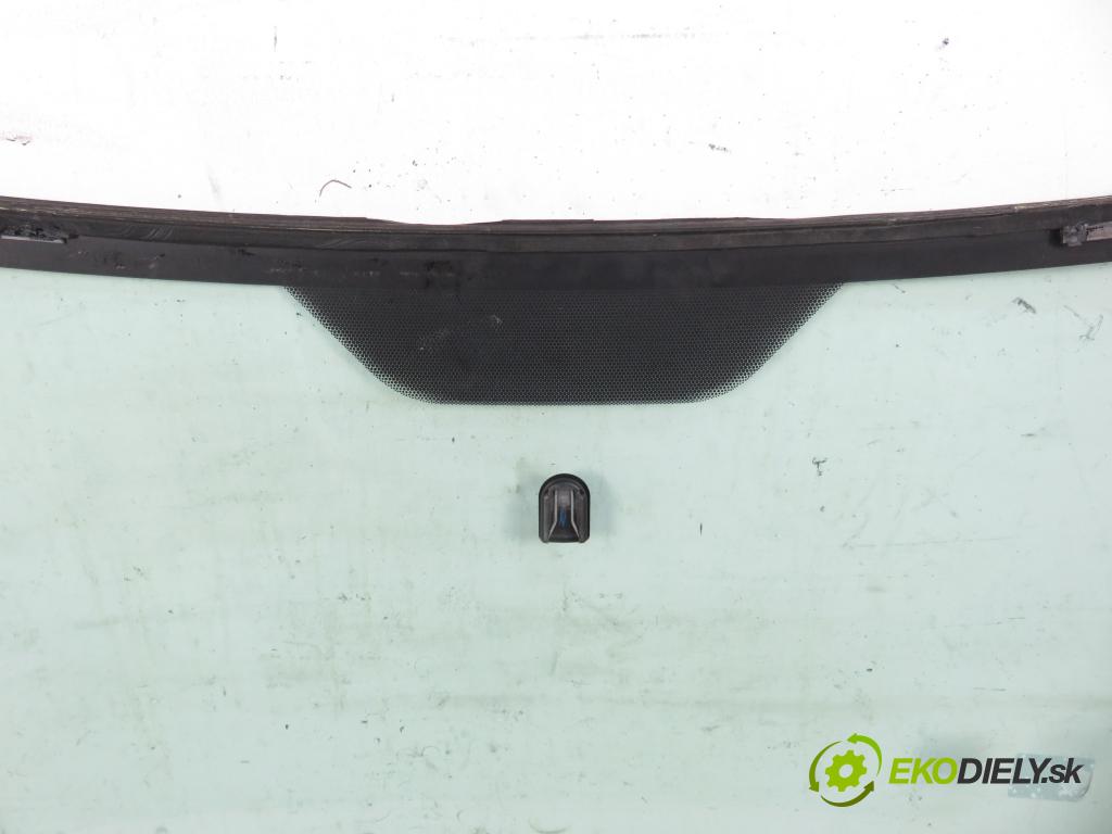 HONDA CIVIC VII Hatchback (EU, EP, EV) HB 2001 81,00 1.6 i - D16V1 1590,00 okno PŘEDNÍ 