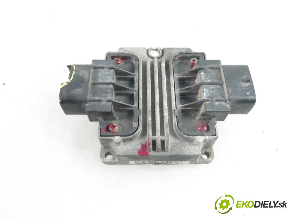 OPEL VECTRA C (Z02) SEDAN 2002 108,00 2.2 16V - Z 22 SE 2198,00 Riadiaca jednotka prevodovky 09186185