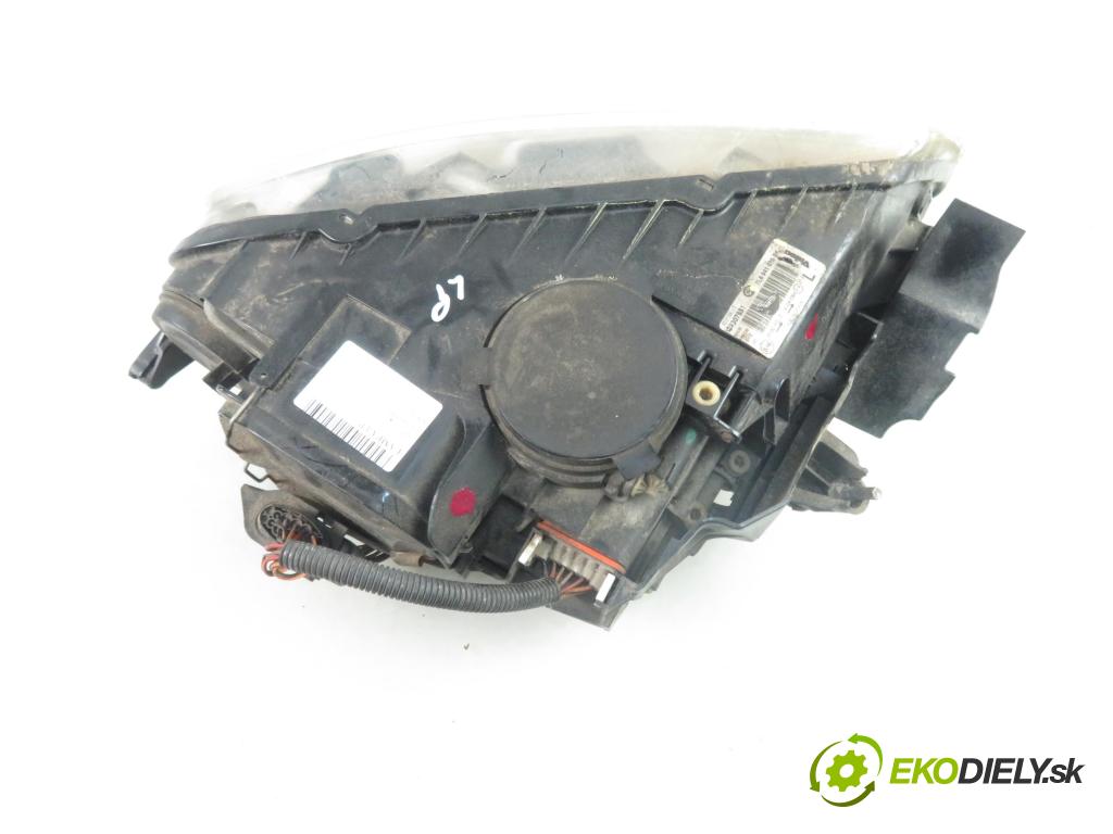 VW TOUAREG (7LA, 7L6, 7L7) SUV 2003 230,00 5.0 V10 TDI PD 313 - AYH 4921,00 Svetlo LP 7L6941015BK