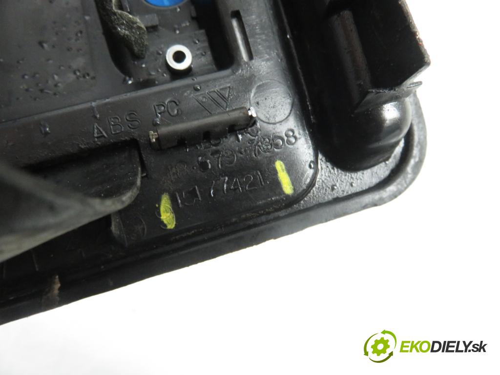 HUMMER HUMMER H2 SUV 2006 249,00 6.0 AWD - LQ4 5967,00 Držiak na nápoje 15177421 (Úchyty, držiaky na nápoje)