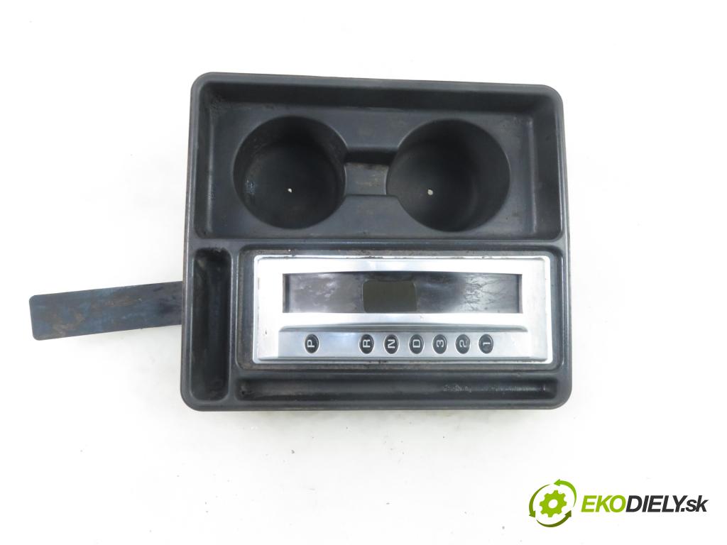 HUMMER HUMMER H2 SUV 2006 249,00 6.0 AWD - LQ4 5967,00 Držiak na nápoje 15177421 (Úchyty, držiaky na nápoje)