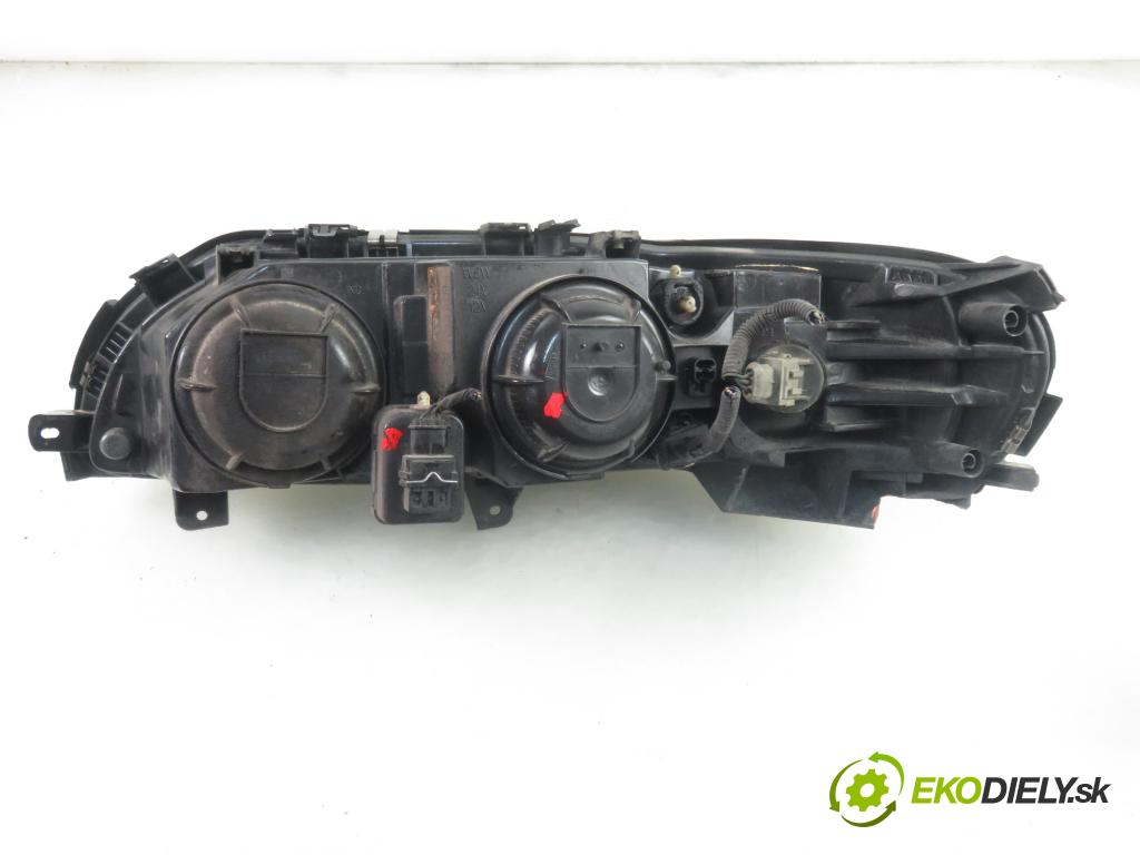 VOLVO S60 I (384) SEDAN 2002 103,00 2.4 140 - B 5244 S2 2435,00 Svetlo PP 8659616