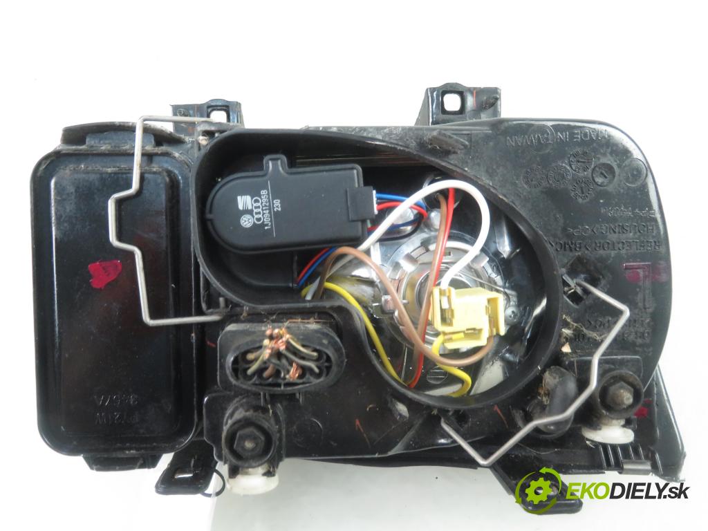 VW BORA (1J2) SEDAN 2001 85,00 1.9 TDI PD 115 - AJM 1896,00 Svetlo LP