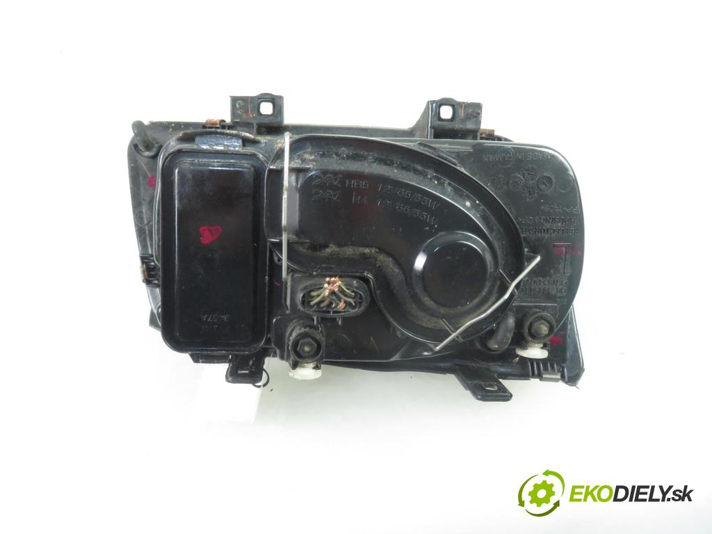 VW BORA (1J2) SEDAN 2001 85,00 1.9 TDI PD 115 - AJM 1896,00 Svetlo LP