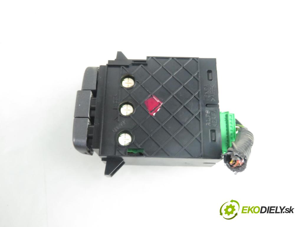 HONDA CIVIC VII Hatchback (EU, EP, EV) HB 2001 81,00 1.6 i - D16V1 1590,00 Panel kúrenia KLIMATIZACE: 79500S6DG010M1 ; 3P26030700