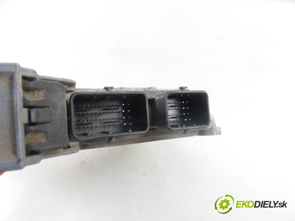 CITROEN C3 I (FC_) HB 2003 50,00 1.4 HDi 8V - 8HX 1398,00 Riadiaca jednotka Motor SW9647202380 ; HW9643455080 ; 5WS40021FT