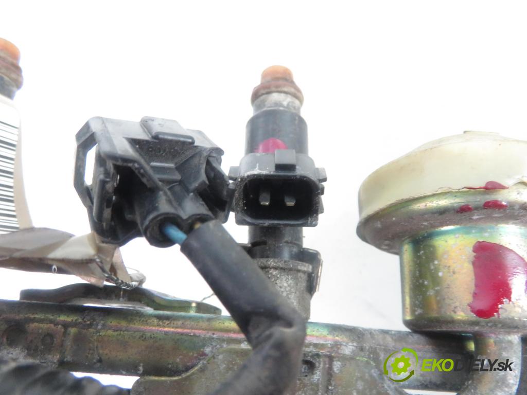 HONDA JAZZ II (GD_, GE3, GE2) HB 2002 61,00 1.3 (GD1) - L13A1 1339,00 Lišta vstrekovacia  (Vstrekovacie lišty)