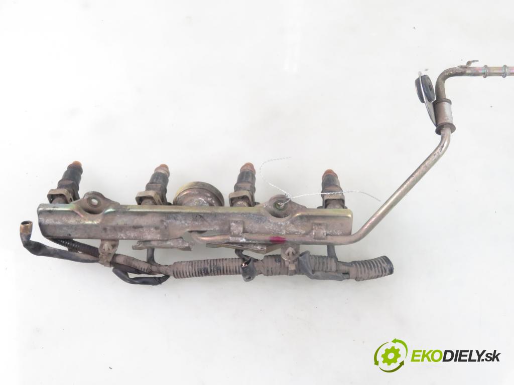 HONDA JAZZ II (GD_, GE3, GE2) HB 2002 61,00 1.3 (GD1) - L13A1 1339,00 Lišta vstrekovacia  (Vstrekovacie lišty)