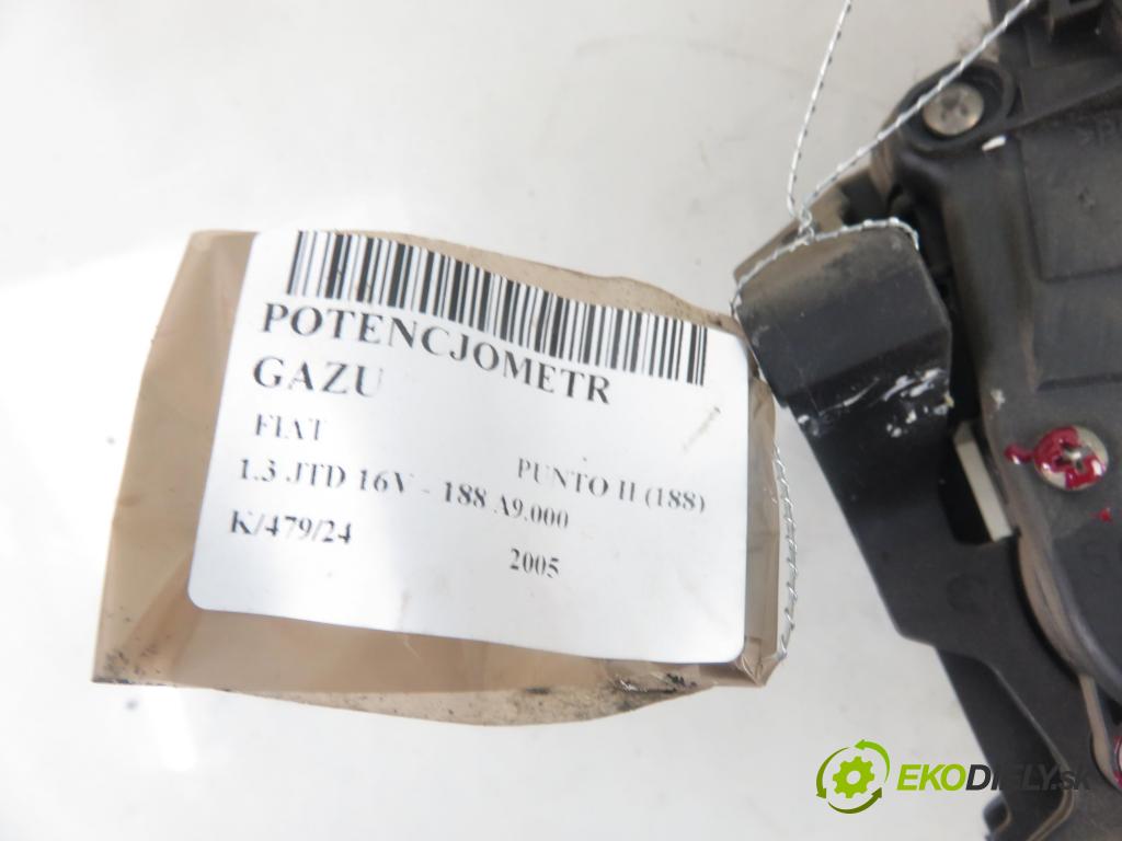FIAT PUNTO (188_) HB 2005 51,00 1.3 JTD 16V - 188 A9.000 1248,00 Potenciometer plynového pedálu 46829061 ; 6PV00856800 (Pedále)
