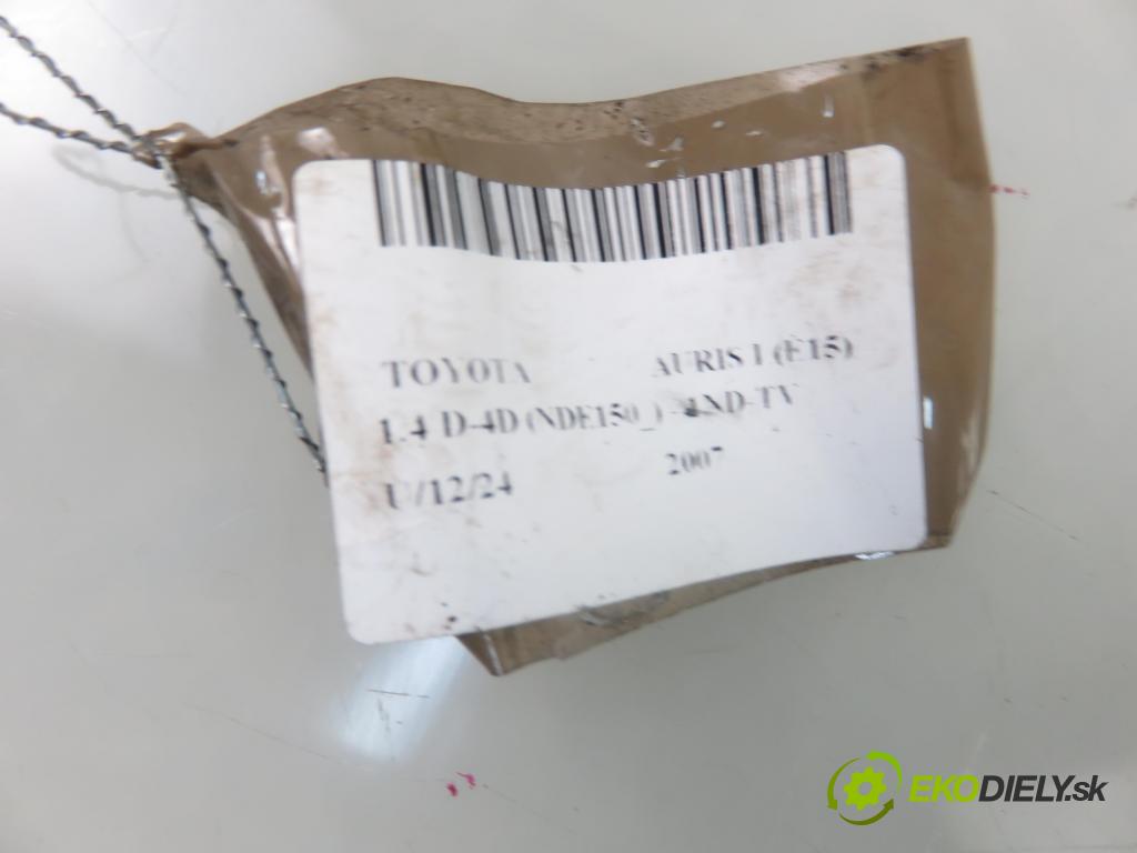 TOYOTA AURIS (_E15_) HB 2007 66,00 1.4 D-4D 90 - 1ND-TV 1364,00 motorek paliva Webasto
