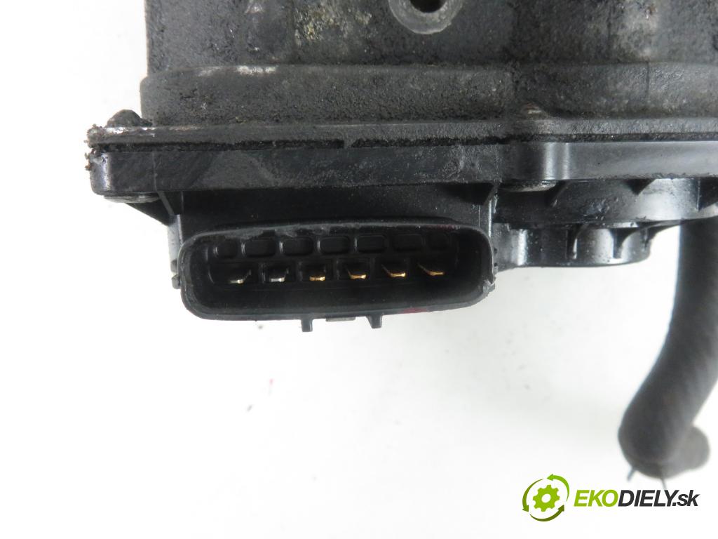 MAZDA 5 (CR19) MINIVAN 2006 105,00 2.0 MZR-CD 143 - RF7J 1998,00 Škrtiaca klapka RF7J136B0C (Škrtiace klapky)