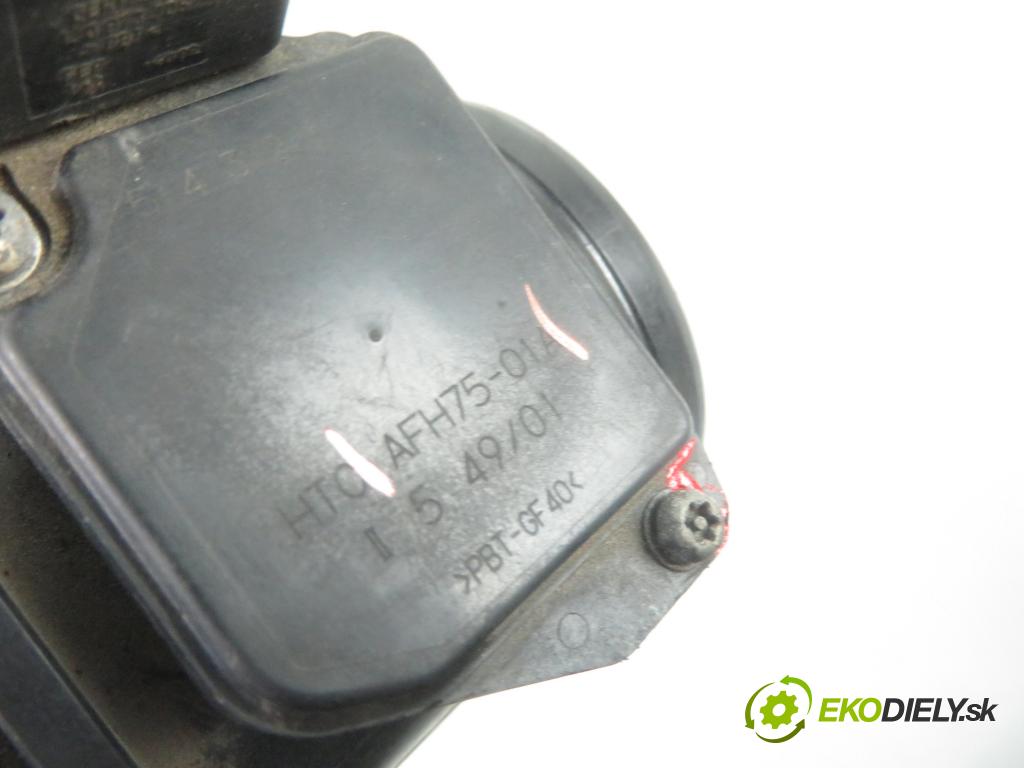 AUDI A4 (8E2, B6) SEDAN 2003 162,00 3.0 quattro - ASN 2976,00 váha vzduchu vzduchu AFH7501A ; 06C133471A