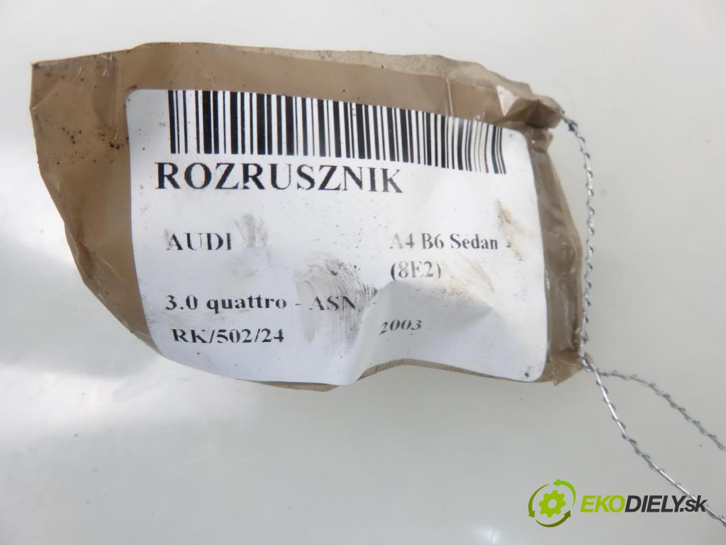 AUDI A4 (8E2, B6) SEDAN 2003 162,00 3.0 quattro - ASN 2976,00 Štartér 078911023D (Štartéry)