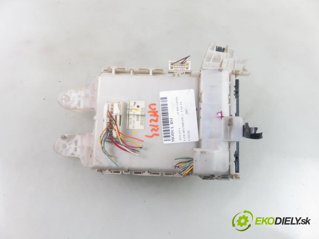 TOYOTA AURIS (_E15_) HB 2007 66,00 1.4 D-4D 90 - 1ND-TV 1364,00 MODUL BSI 8273012220