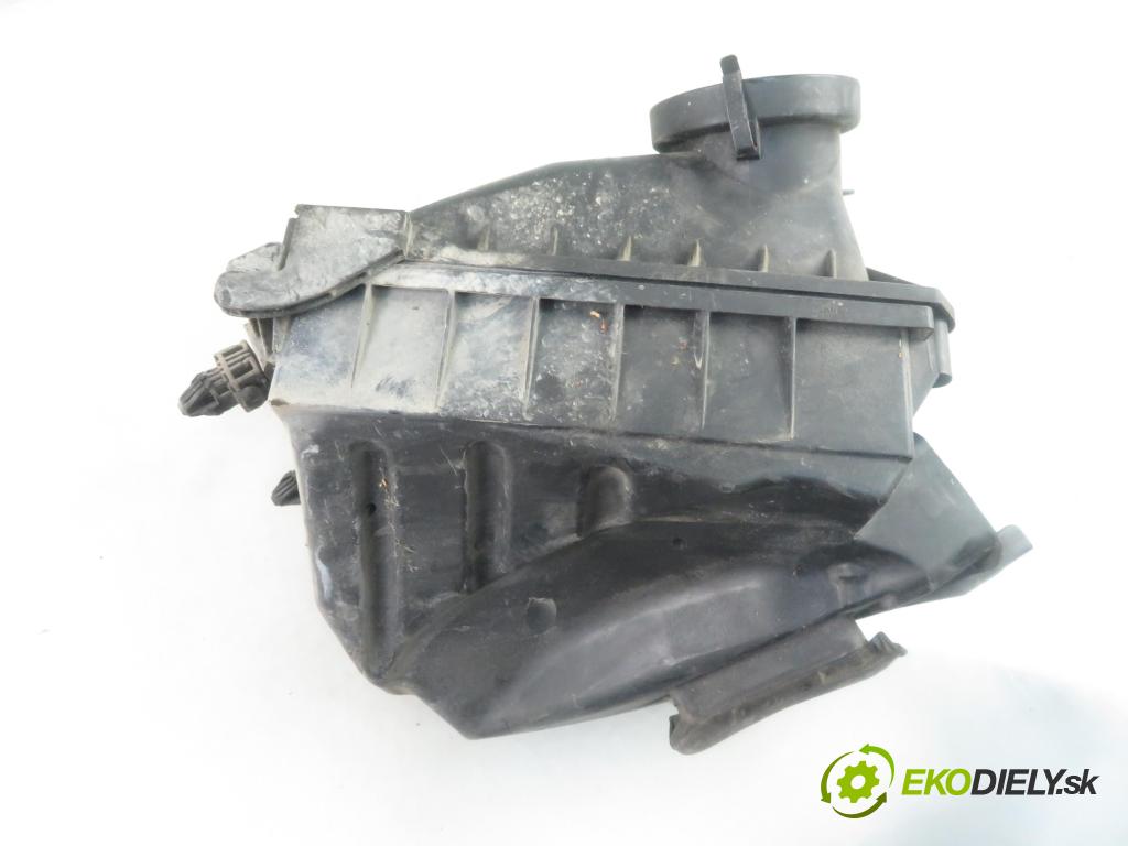 AUDI A4 (8E2, B6) SEDAN 2003 162,00 3.0 quattro - ASN 2976,00 Obal filtra vzduchu 06C133835C (Obaly filtrov vzduchu)