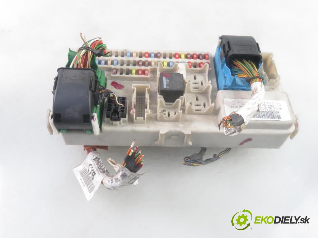 FORD FOCUS II (DA_, HCP) HB 2006 66,00 1.6 TDCi 90 - HHDA 1560,00 MODUL BSI 4M5T14A073AF
