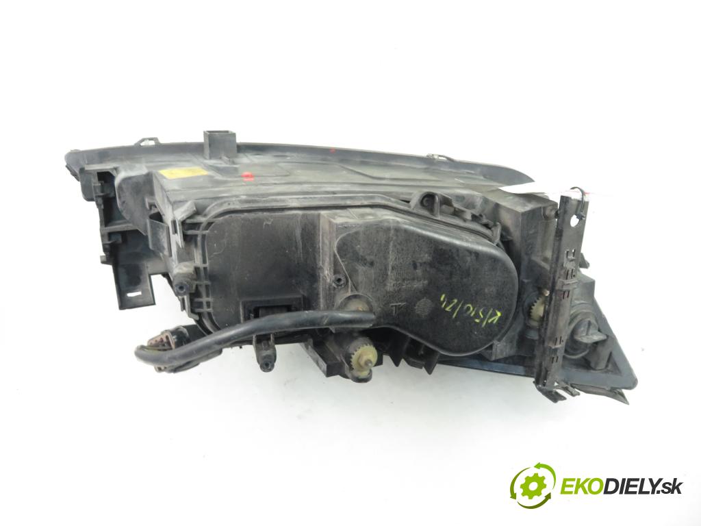 FORD MONDEO III Turnier (BWY) KOMBI 2005 96,00 2.0 TDCi - FMBA 1998,00 Svetlo LP 1S7113006CM