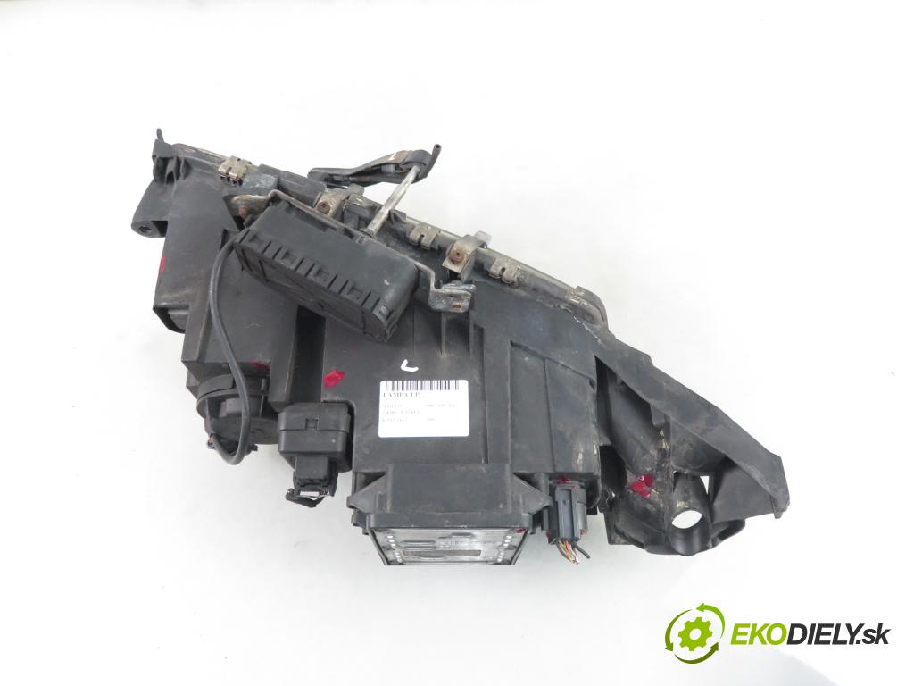VOLVO S80 I (TS, XY) SEDAN 2003 120,00 2.4 D5 - D 5244 T 2401,00 Svetlo LP 8693652